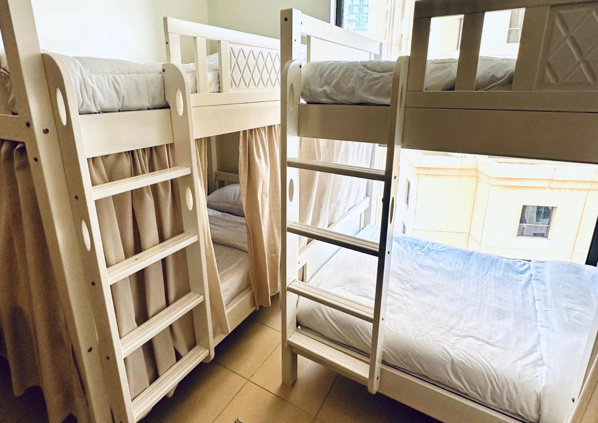 Bed Space In Dubai Marina Hostel Esterno foto